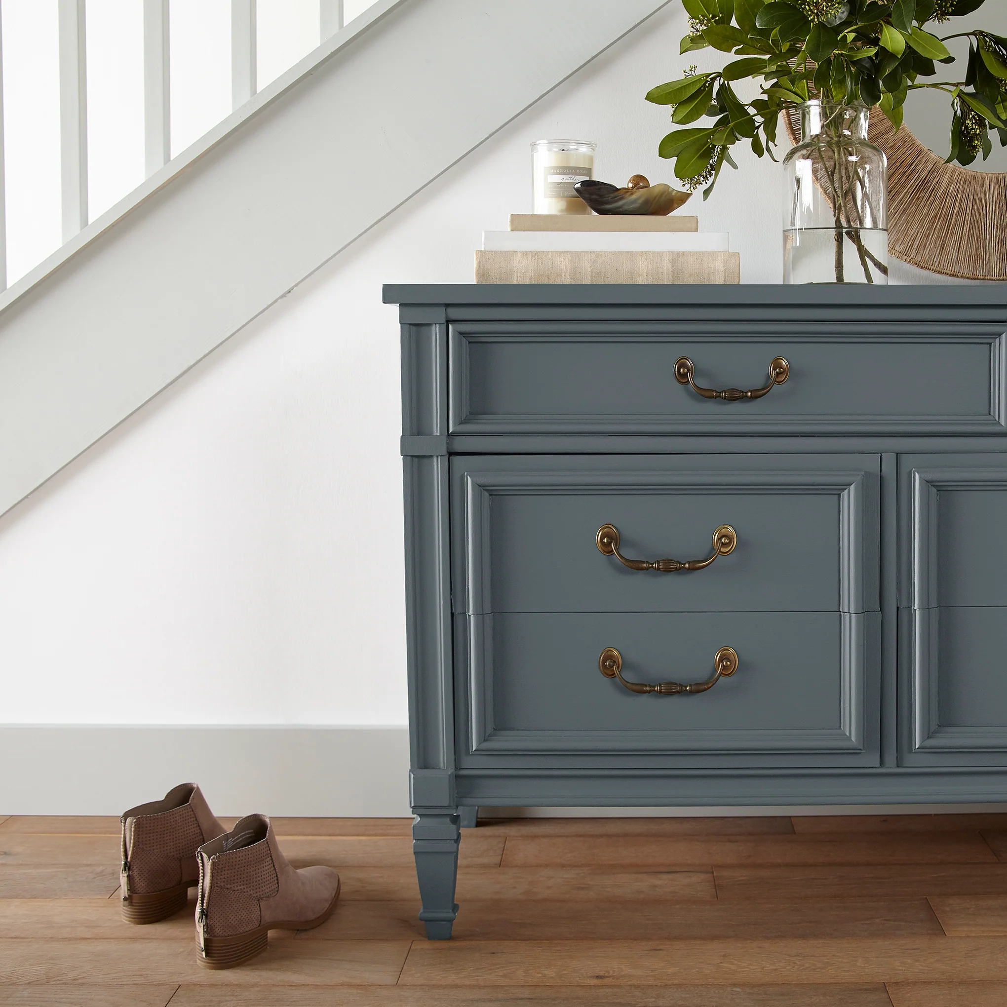 Coffee Nook - Trim, Door + Cabinetry Paint - Image 4