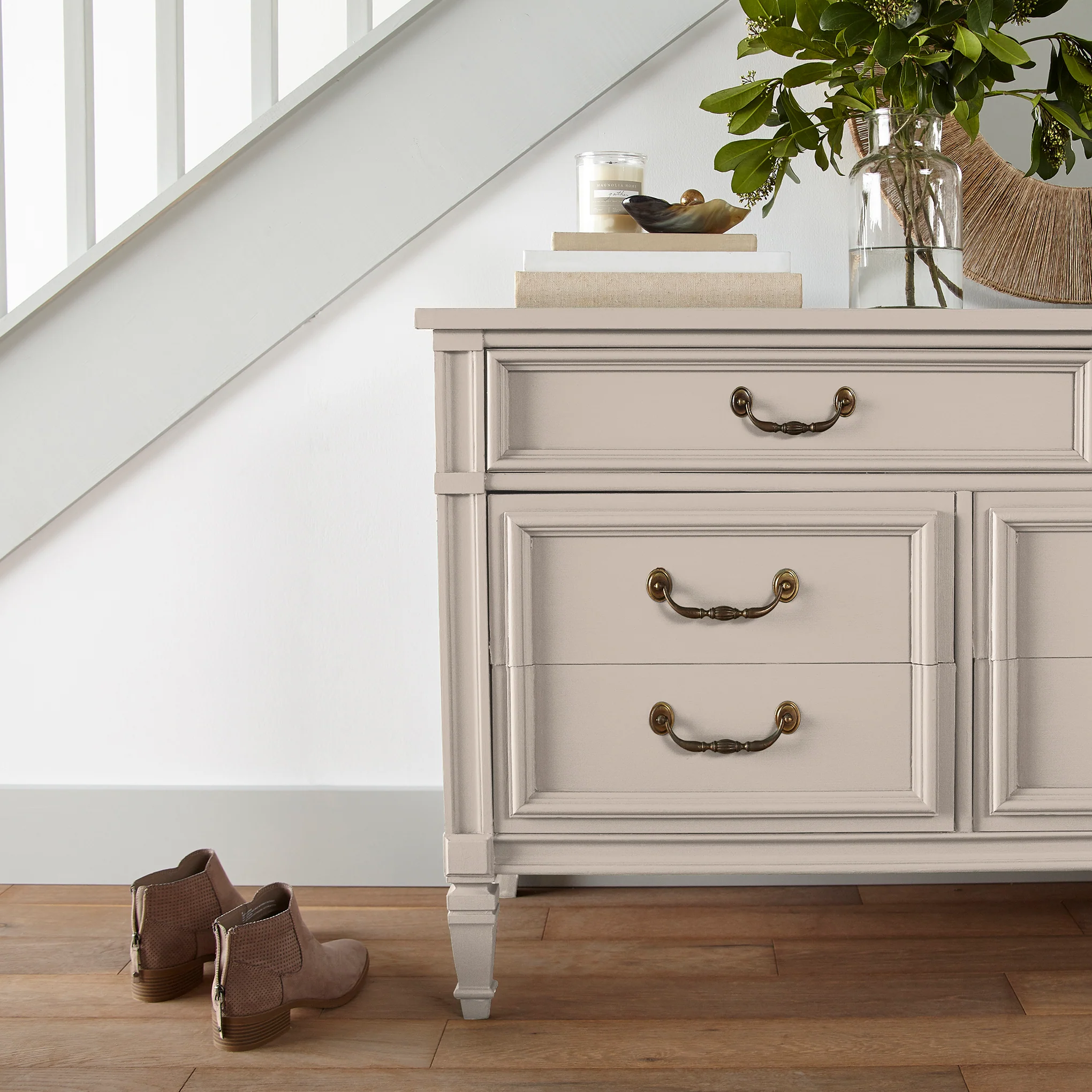 Dutch Tulip - Trim, Door + Cabinetry Paint - Image 4