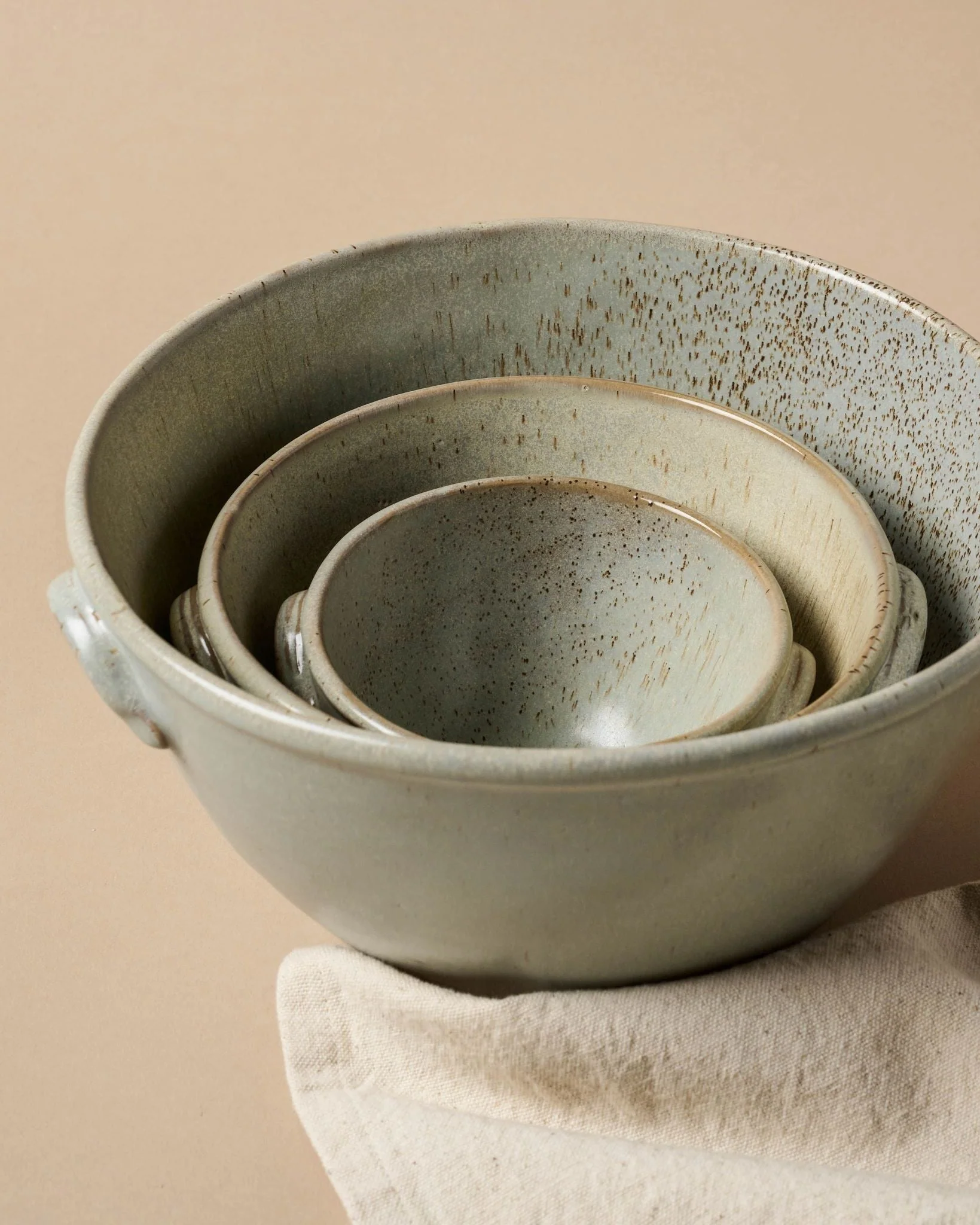 French Grey Serving Bowl Set - Image 2