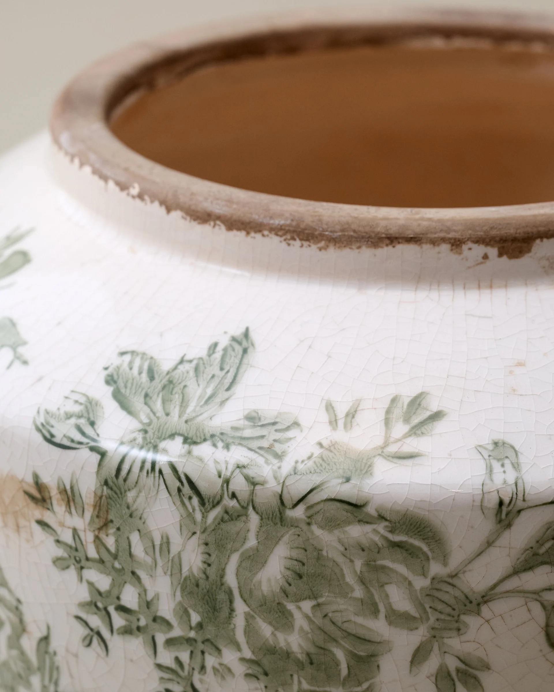 Green and White Distressed Floral Vase - Image 5