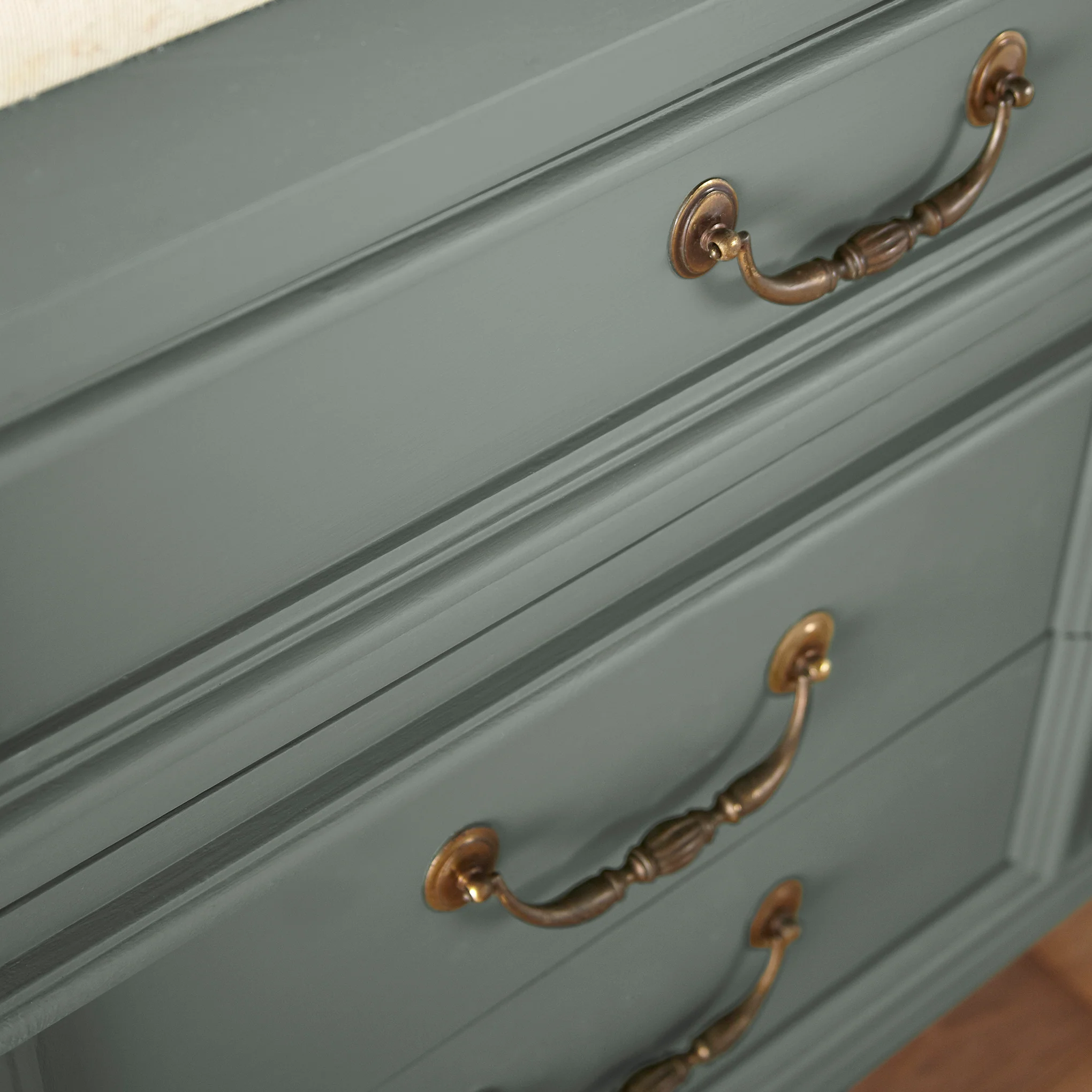 Luxe - Trim, Door + Cabinetry Paint - Image 3