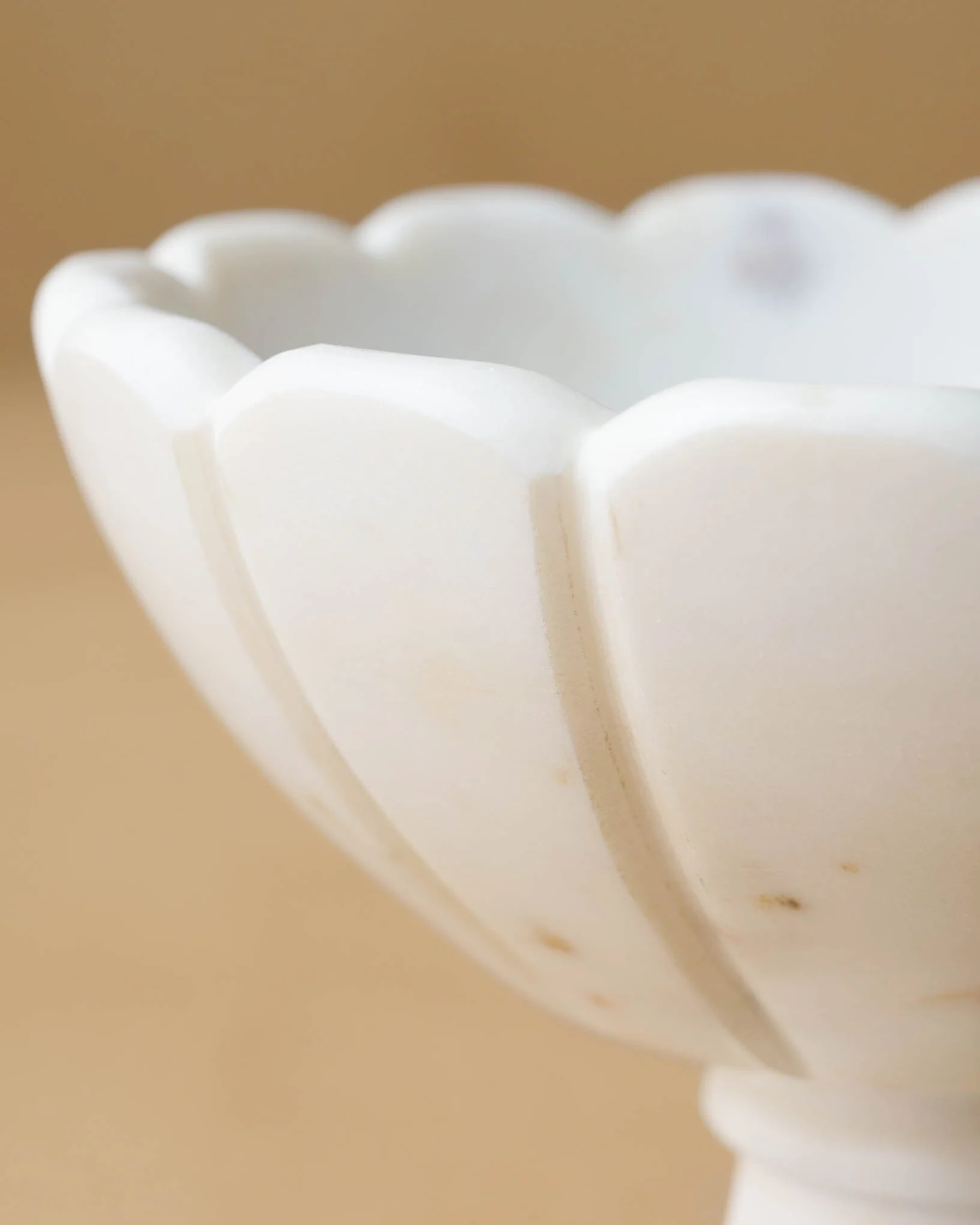 Marble Scalloped Accent Bowl - Image 4