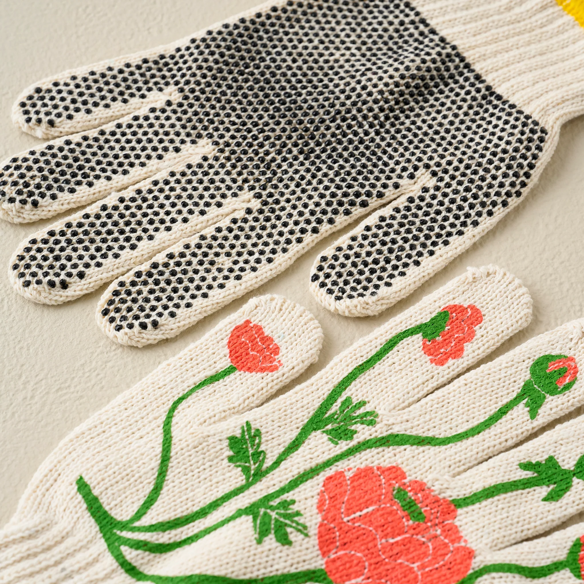 Ranunculus Adult Garden Gloves - Image 3