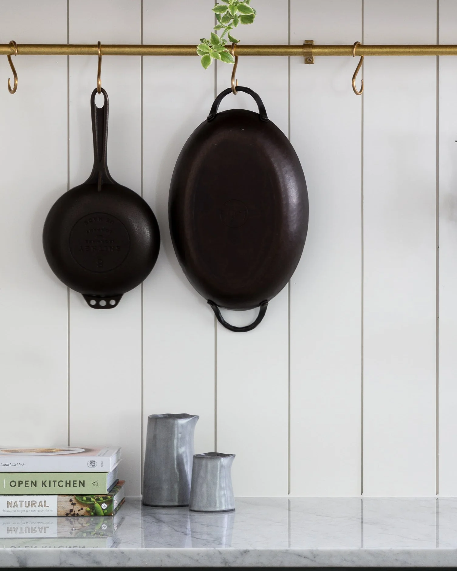 Smithey Carbon Steel Oval Roaster - Image 2
