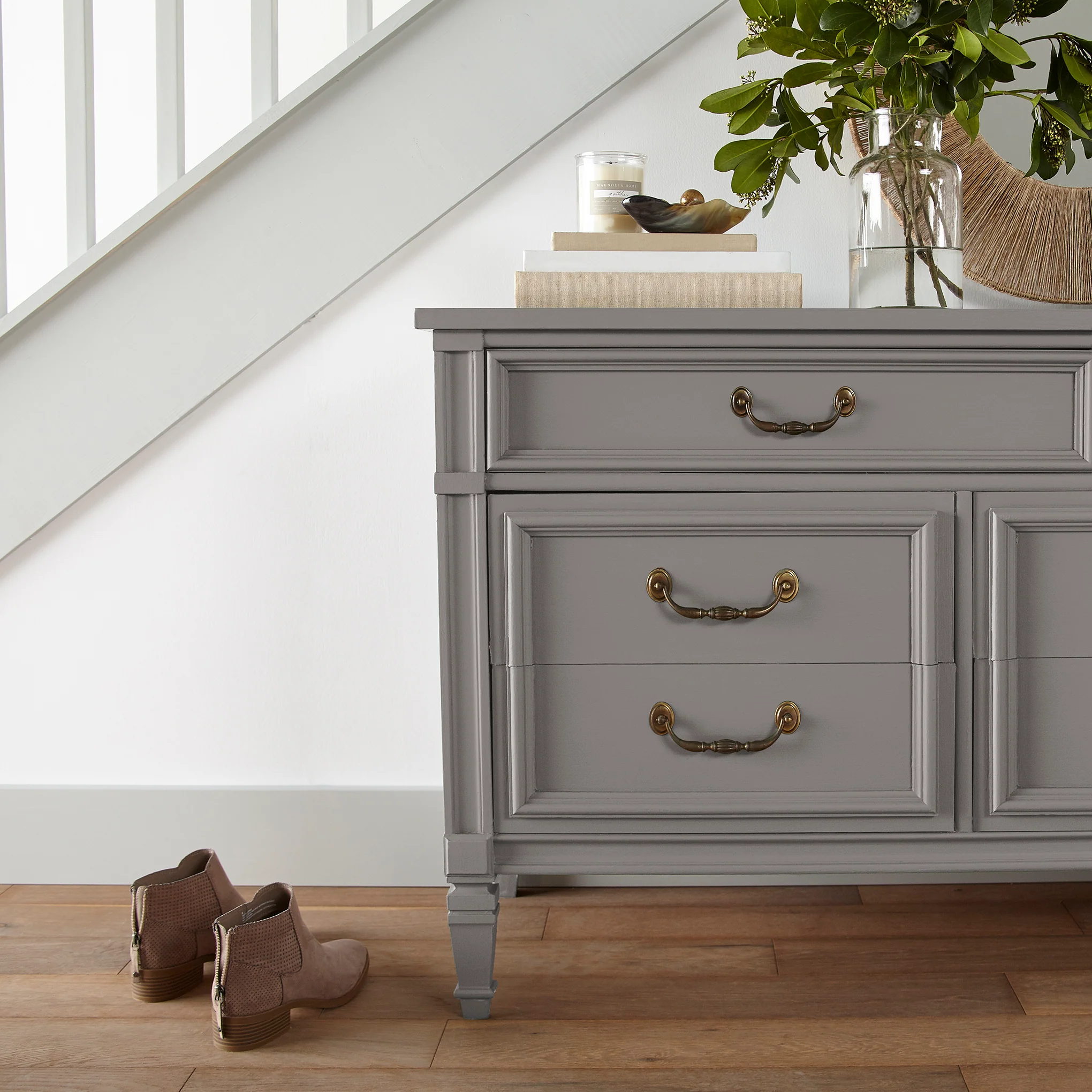 Wooden Palette - Trim, Door + Cabinetry Paint - Image 4