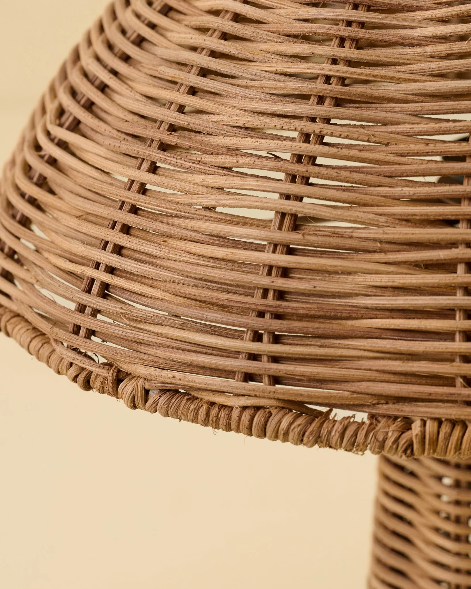 Woodland Rattan Table Lamp - Image 4